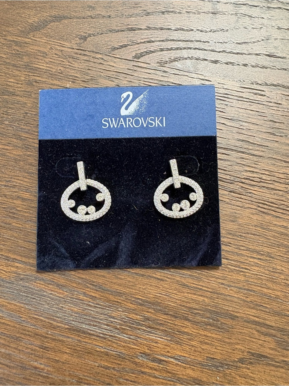 NWT Swarovski clear crystal earrings